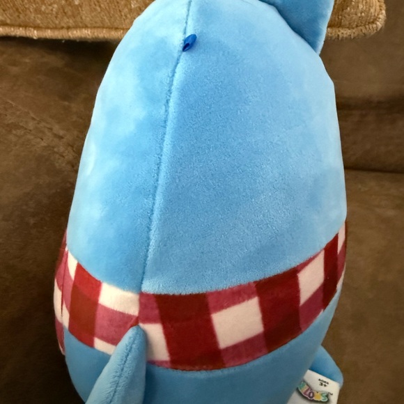 Squishmallows REY THE SHARK blue with scarf Plush 11” stuffed animal - Picture 5 of 6